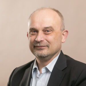 Dr. Michael Schmidt